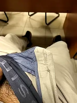 onbifeet online show from March 2026 03:06:01 PM