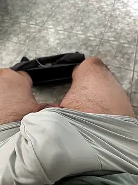 onbifeet online show from April 2026 02:33:01 PM