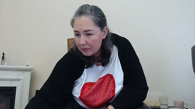 MilfGina online show from February 2025 03:32:01 PM