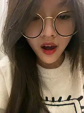 Krixxi22 online show from January 2025 02:45:01 PM