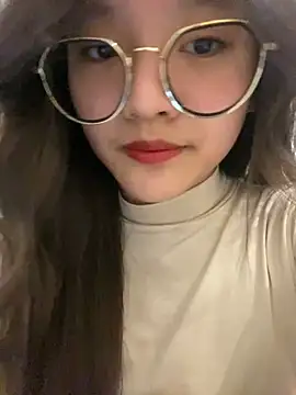 Krixxi22 online show from February 2025 02:33:02 PM