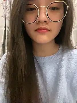 Krixxi22 online show from February 2025 04:33:02 PM