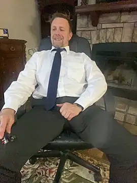 Realybigdill online show from May 2026 10:49:01 PM