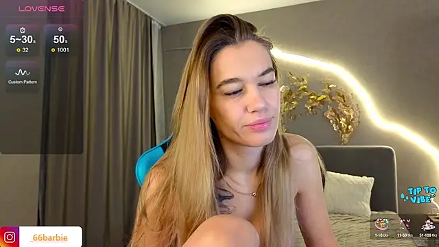 Snapshot of BBabyShark chatting on December 2024 03:01:02 AM BBabyShark online show from December 2024 03:01:02 AM