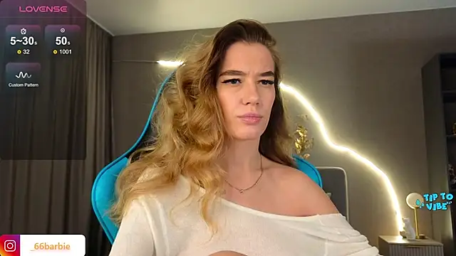 Snapshot of BBabyShark chatting on February 2025 08:44:02 AM BBabyShark online show from February 2025 08:44:02 AM