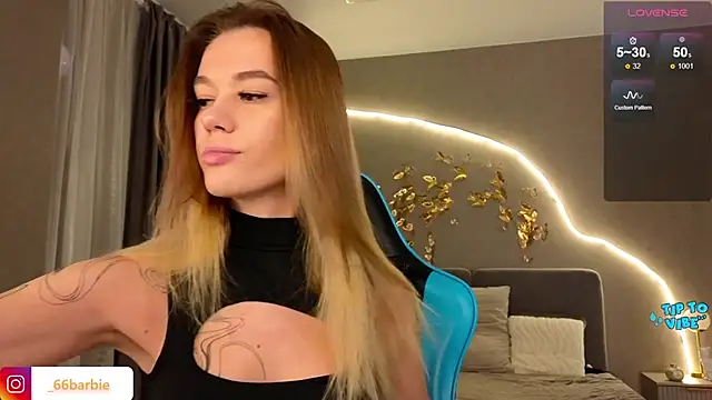 Snapshot of BBabyShark chatting on March 2025 08:37:02 AM BBabyShark online show from March 2025 08:37:02 AM