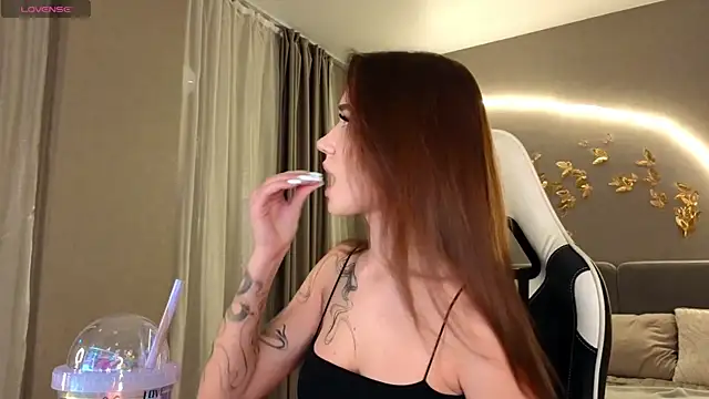 Snapshot of BBabyShark chatting on October 2025 09:54:02 AM BBabyShark online show from October 2025 09:54:02 AM