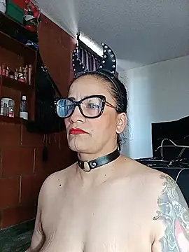 Taylor-hardcore online show from May 2026 08:37:01 PM