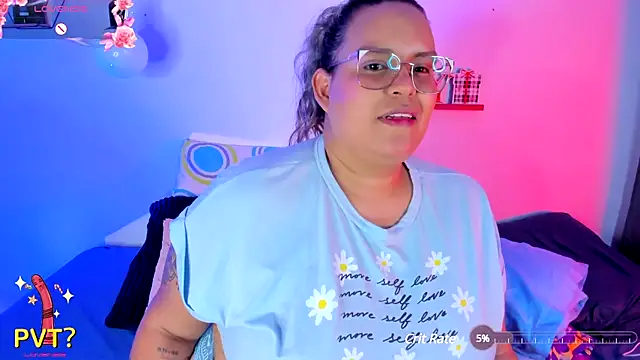 monicabbw  online show from January 2025 01:43:02 AM