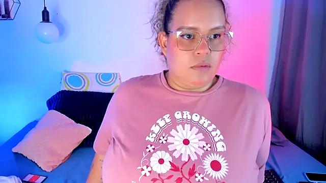 monicabbw  online show from January 2025 11:13:01 PM