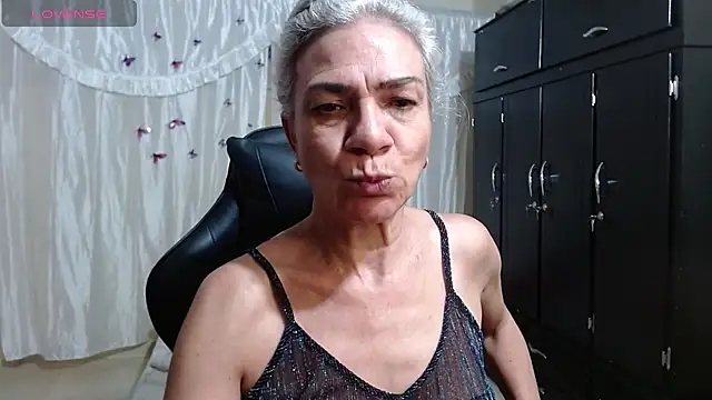 Giorgia xue53 online show from February 2025 02:19:02 AM