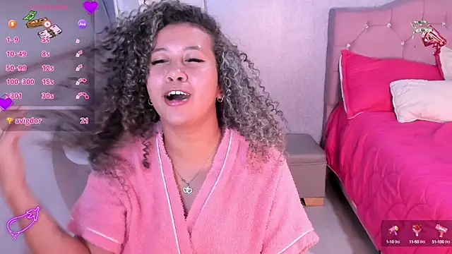 Snapshot of Kenia_tompson01 chatting on January 2025 12:36:02 AM Kenia tompson01 online show from January 2025 12:36:02 AM