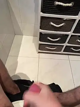 Snapshot of Deralboaus01 chatting on March 2025 10:48:01 AM Deralboaus01 online show from March 2025 10:48:01 AM