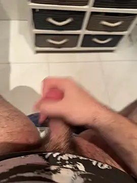 Snapshot of Deralboaus01 chatting on March 2026 03:40:01 PM Deralboaus01 online show from March 2026 03:40:01 PM