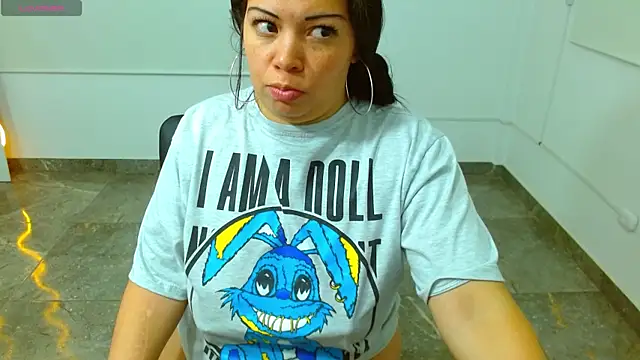 martinna tay online show from February 2025 09:42:02 AM