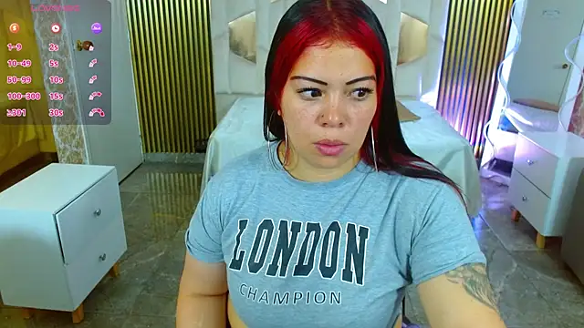 martinna tay online show from October 2025 03:17:01 AM