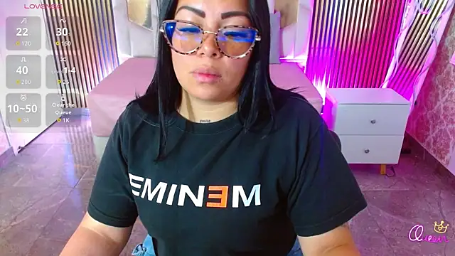 martinna tay online show from May 2026 03:13:01 AM
