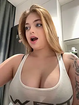 Snapshot of DanySteysi chatting on February 2026 04:05:02 AM DanySteysi online show from February 2026 04:05:02 AM