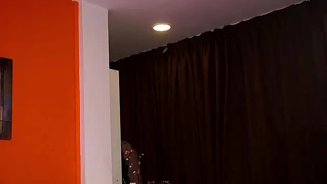 Snapshot of LovingBlondie chatting on March 2026 04:20:02 AM LovingBlondie online show from March 2026 04:20:02 AM