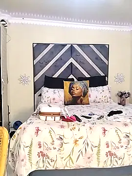 Snapshot of Spotty_Coochie chatting on January 2026 07:28:01 PM Spotty Coochie online show from January 2026 07:28:01 PM