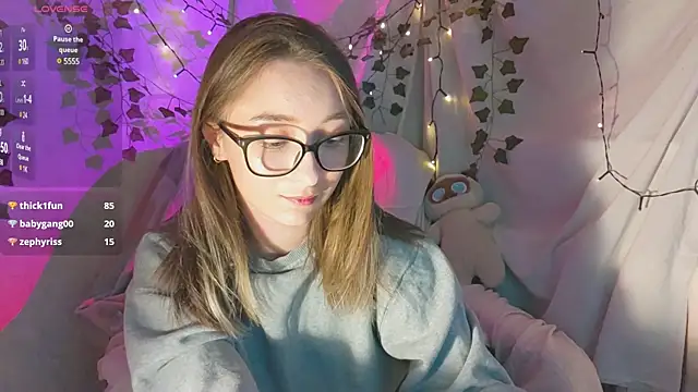 monlight  dana online show from December 2024 04:50:01 PM