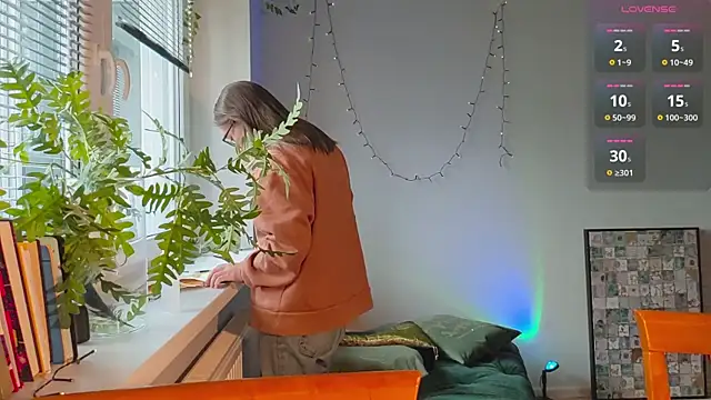 monlight  dana online show from January 2025 11:56:01 AM