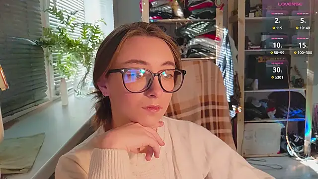 monlight  dana online show from March 2025 12:45:01 PM