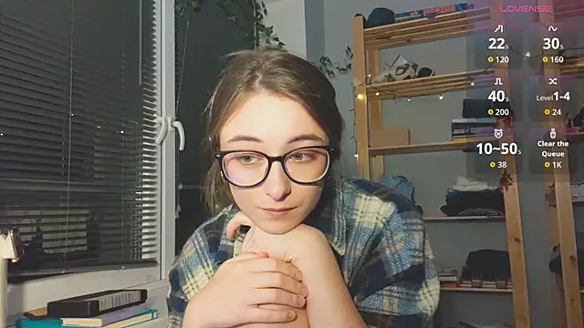 monlight  dana online show from October 2025 05:00:01 PM