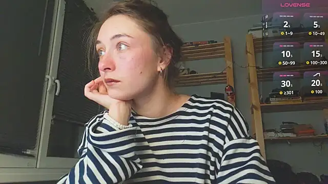 monlight  dana online show from December 2025 03:41:01 PM