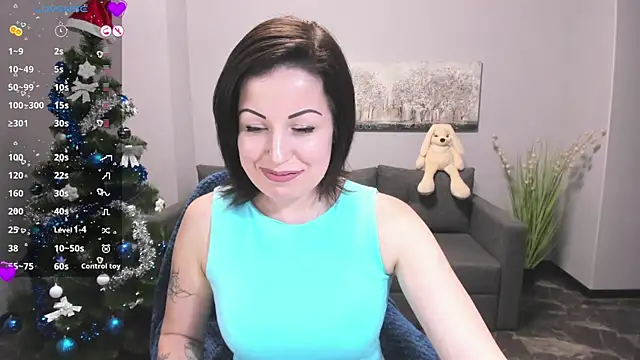 Emily Midlton online show from December 2024 02:01:01 PM