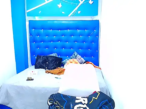 Snapshot of Mady_Kolemam chatting on March 2025 01:08:02 AM Mady Kolemam online show from March 2025 01:08:02 AM