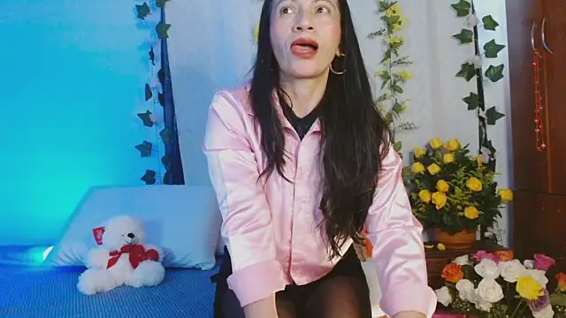 Snapshot of cattaleya1476 chatting on March 2025 05:50:01 PM cattaleya1476 online show from March 2025 05:50:01 PM