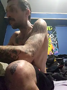 Snapshot of hungandtatted666 chatting on February 2026 08:02:02 PM hungandtatted666 online show from February 2026 08:02:02 PM