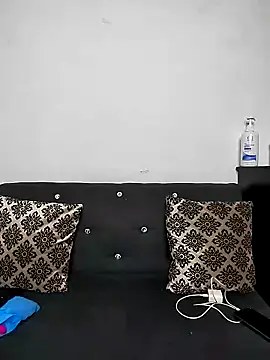 Demiansteven2 online show from April 2026 12:20:01 PM