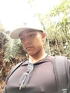 Demiansteven2 online show from May 2026 04:23:01 PM