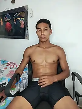 Demiansteven2 online show from May 2026 04:39:01 PM