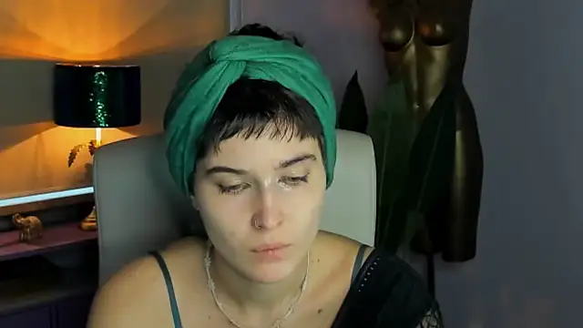 Snapshot of sarah_perfect chatting on October 2025 01:19:01 PM sarah perfect online show from October 2025 01:19:01 PM