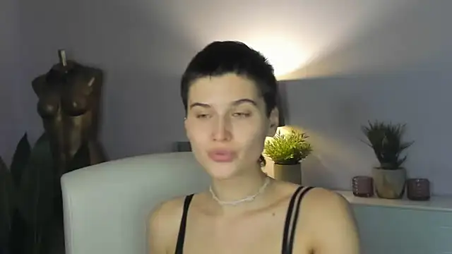 Snapshot of sarah_perfect chatting on October 2025 01:45:01 PM sarah perfect online show from October 2025 01:45:01 PM