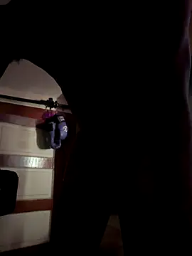 GersonGil1 online show from October 2025 05:13:02 PM