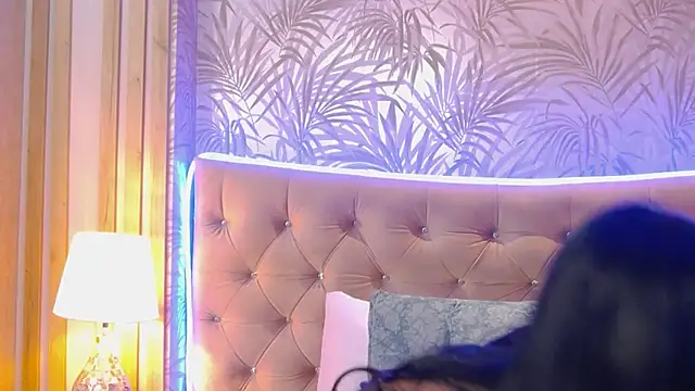 ScarletLenox online show from January 2025 01:02:01 PM