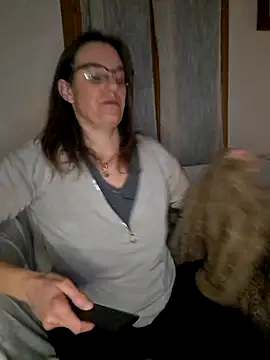 Snapshot of SpiceLea chatting on December 2024 09:51:01 PM SpiceLea online show from December 2024 09:51:01 PM