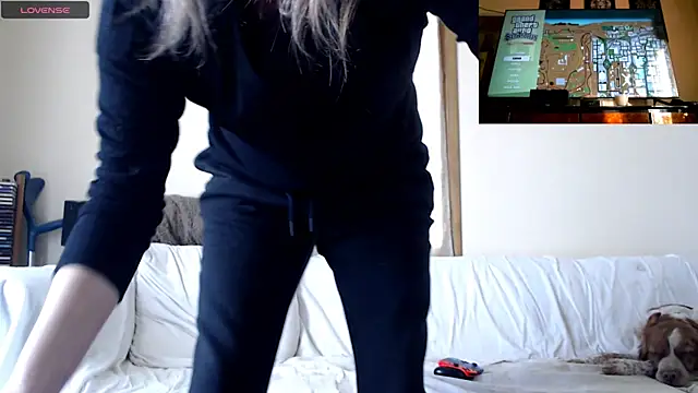 Snapshot of SpiceLea chatting on January 2025 03:14:02 PM SpiceLea online show from January 2025 03:14:02 PM