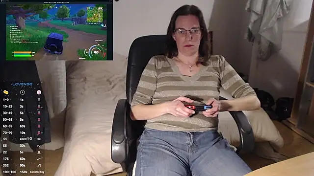 Snapshot of SpiceLea chatting on February 2025 06:27:02 PM SpiceLea online show from February 2025 06:27:02 PM