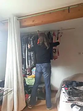 Snapshot of SpiceLea chatting on February 2025 12:45:02 PM SpiceLea online show from February 2025 12:45:02 PM