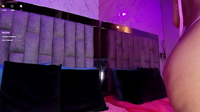 AshleyCampbell  online show from January 2025 07:10:02 AM