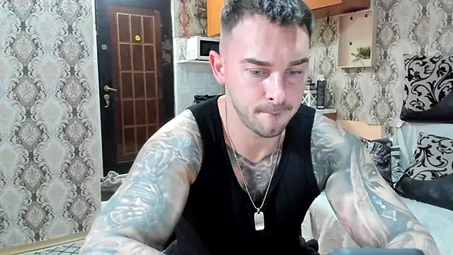 Jonmusclemaster online show from October 2025 08:18:02 PM