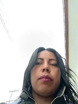 Snapshot of _andrea30 chatting on December 2025 11:19:01 AM andrea30 online show from December 2025 11:19:01 AM