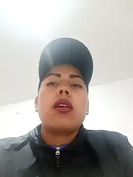 Snapshot of _andrea30 chatting on February 2026 11:16:01 AM andrea30 online show from February 2026 11:16:01 AM
