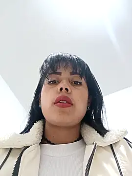 Snapshot of _andrea30 chatting on March 2026 11:46:02 AM andrea30 online show from March 2026 11:46:02 AM