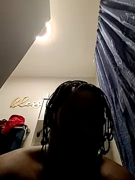 MRHANDSOME3800 online show from January 2025 12:57:02 AM